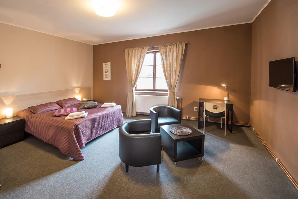 Hotel U Lva Билина Номер фото